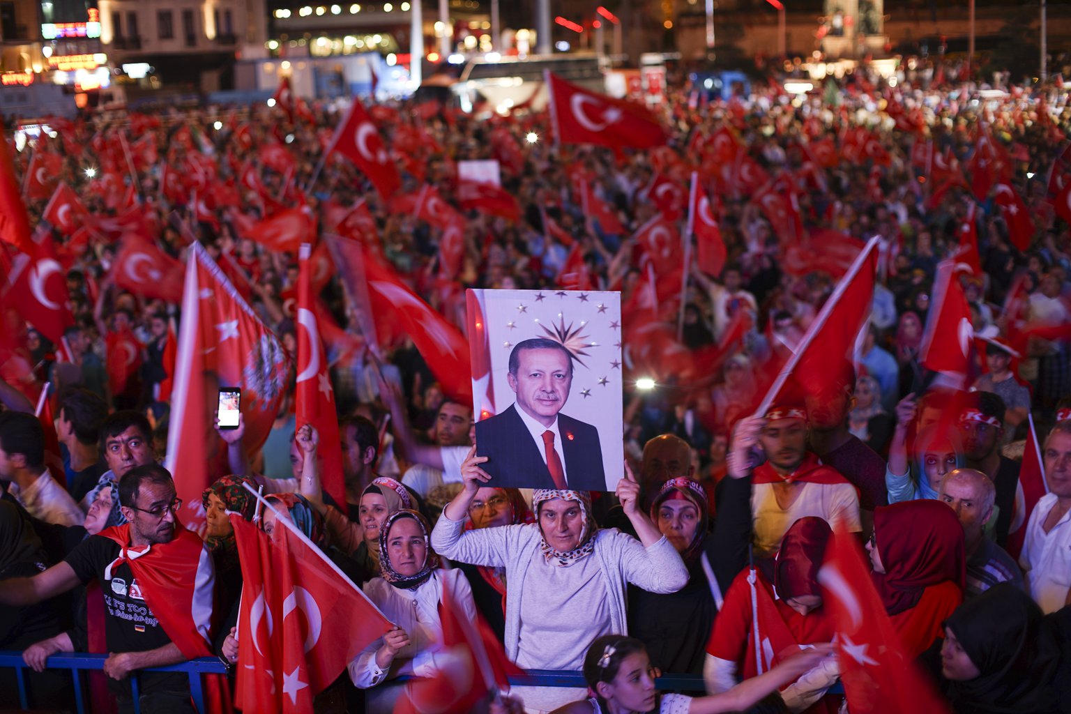 post-coup-2016-Istanbul.jpg